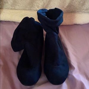 Navy blue velvet boots